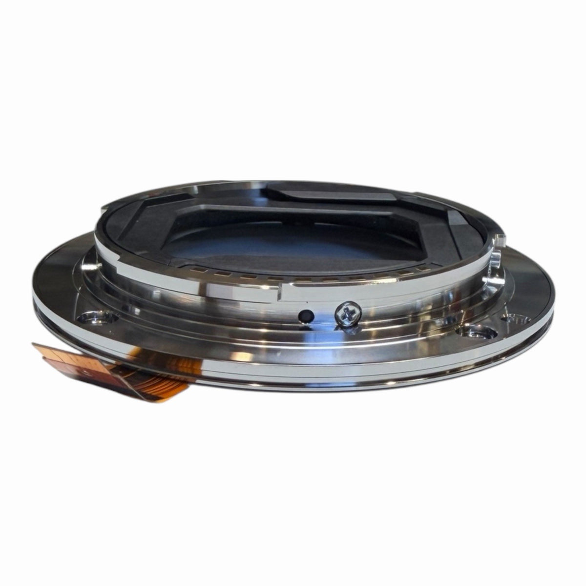 Sony SEL14F18GM Lens Mount